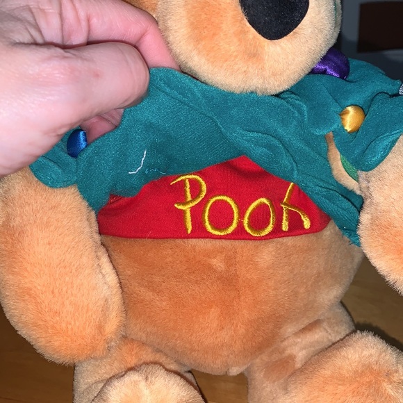 Winnie the Pooh plush Christmas Tree Holiday - Picture 7 of 12